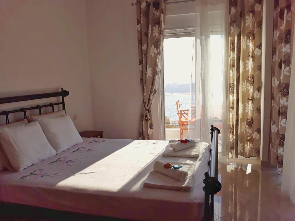 Alex Apartments ซารานเดอ ภายนอก รูปภาพ